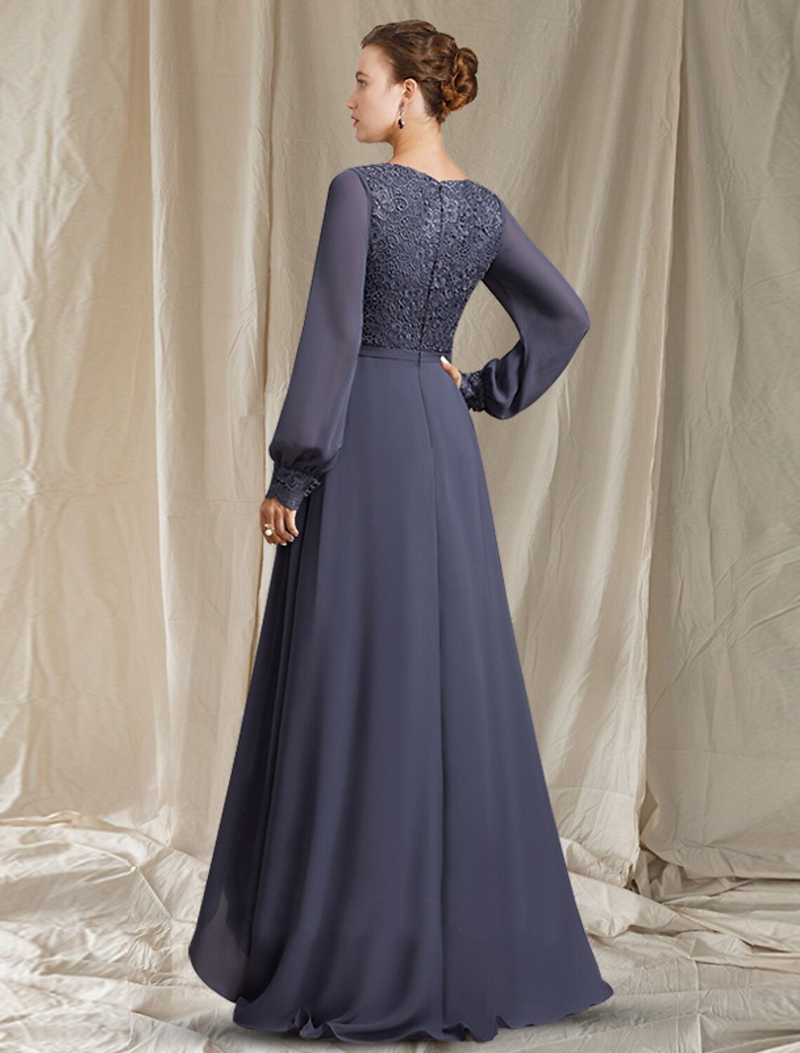 wholesale  A-Line Mother of the Bride Dress Elegant High Low V Neck Sweep / Brush Train Asymmetrical Tea Length Chiffon Lace Long Sleeve with Pleats Appliques