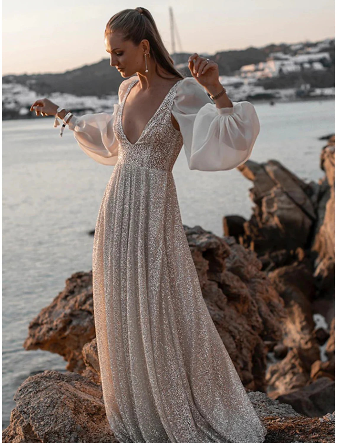 wholesale  Beach Open Back Boho Wedding Dresses A-Line V Neck Long Sleeve Sweep / Brush Train Sequined Bridal Gowns With Pleats