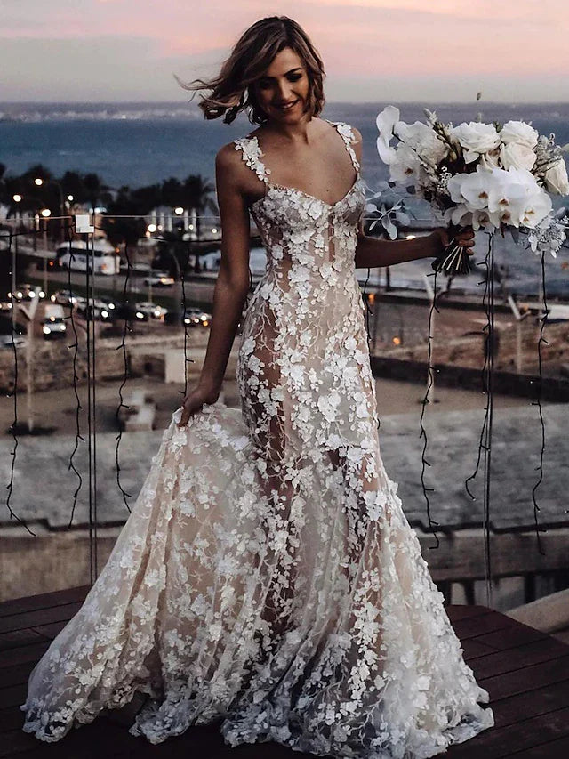 Wholesa Beach Sexy Boho Wedding Dresses Court Train Mermaid / Trumpet Sleeveless V Neck Lace With Appliques