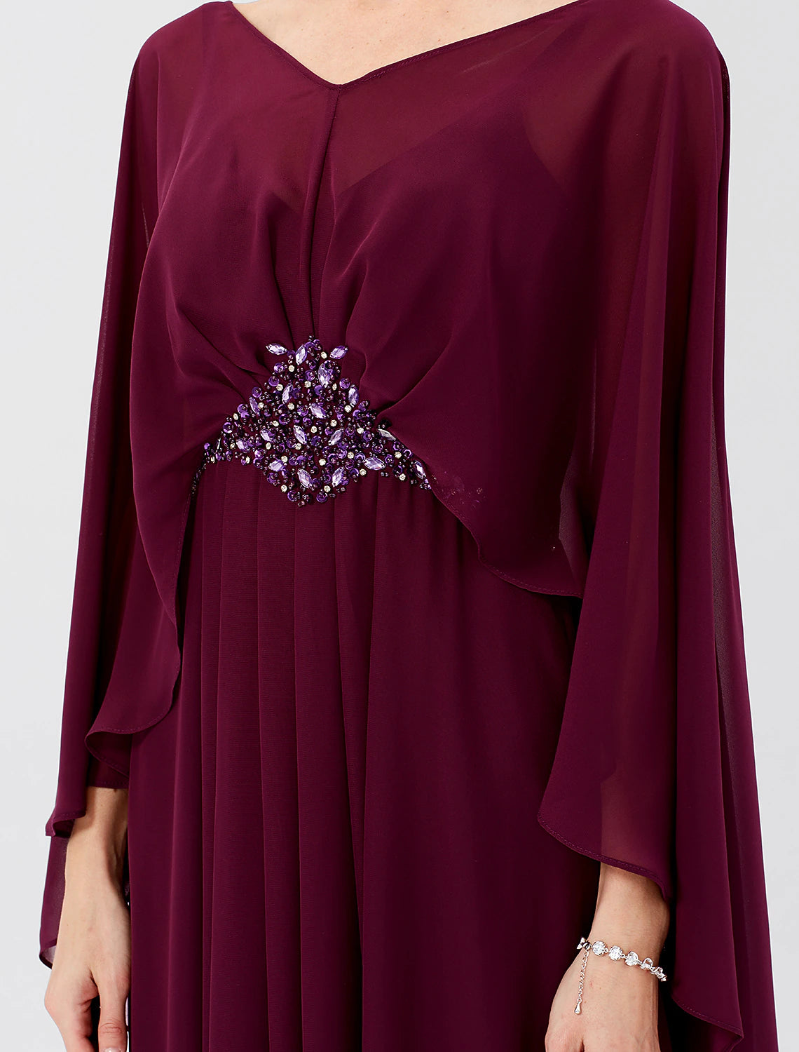 wholesale  Sheath / Column Mother of the Bride Dress Formal Classic & Timeless Elegant & Luxurious Elegant V Neck Floor Length Chiffon Long Sleeve with Pleats Beading