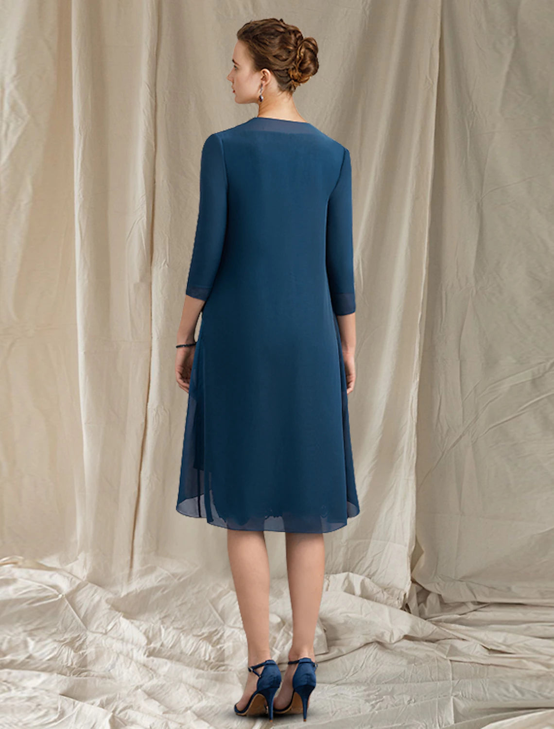 wholesale  Two Piece Sheath / Column Mother of the Bride Dress Church Elegant V Neck Knee Length Chiffon Lace Half Sleeve Jacket Dresses with Appliques Crystal Brooch