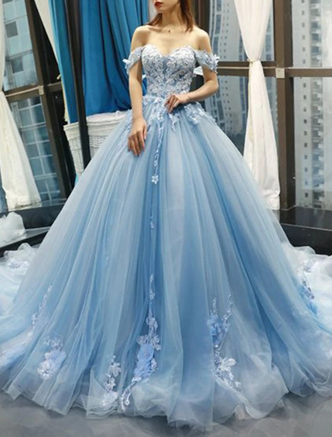 wholesale  Ball Gown Prom Dresses Floral Wedding Dress Court Train Short Sleeve Sweetheart Lace with Pleats Appliques