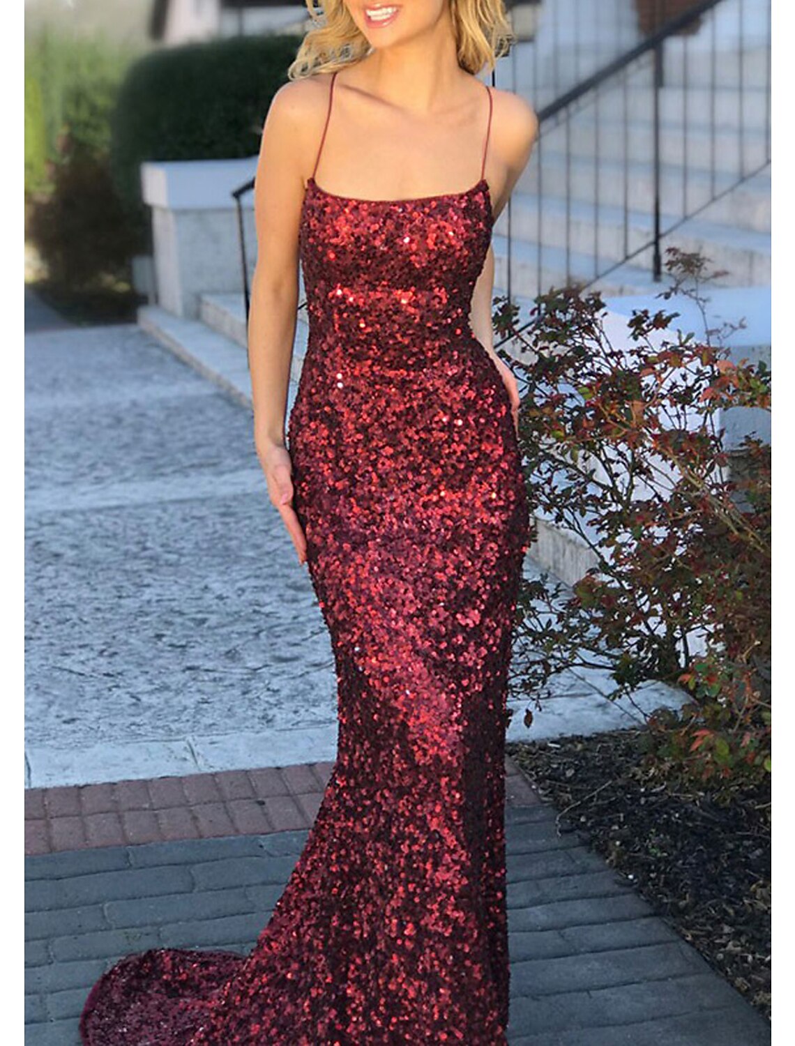 Wholesa Sheath/Column Square Neckline Sleeveless Sweep Train Sequined Dress