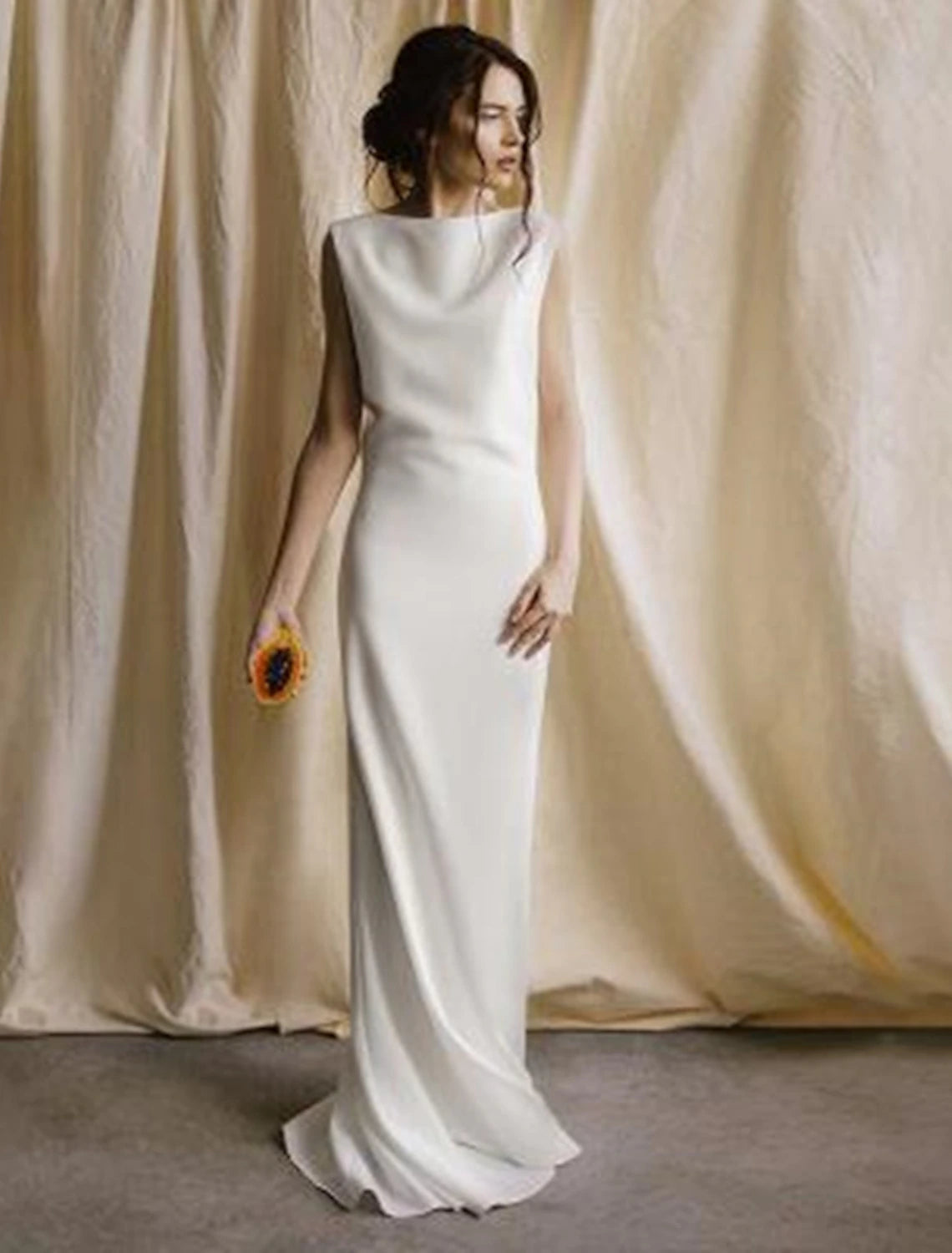 wholesale  Reception Open Back Casual Wedding Dresses Sheath / Column Scoop Neck Sleeveless Sweep / Brush Train Satin Bridal Gowns With Solid Color Summer Fall Wedding Party