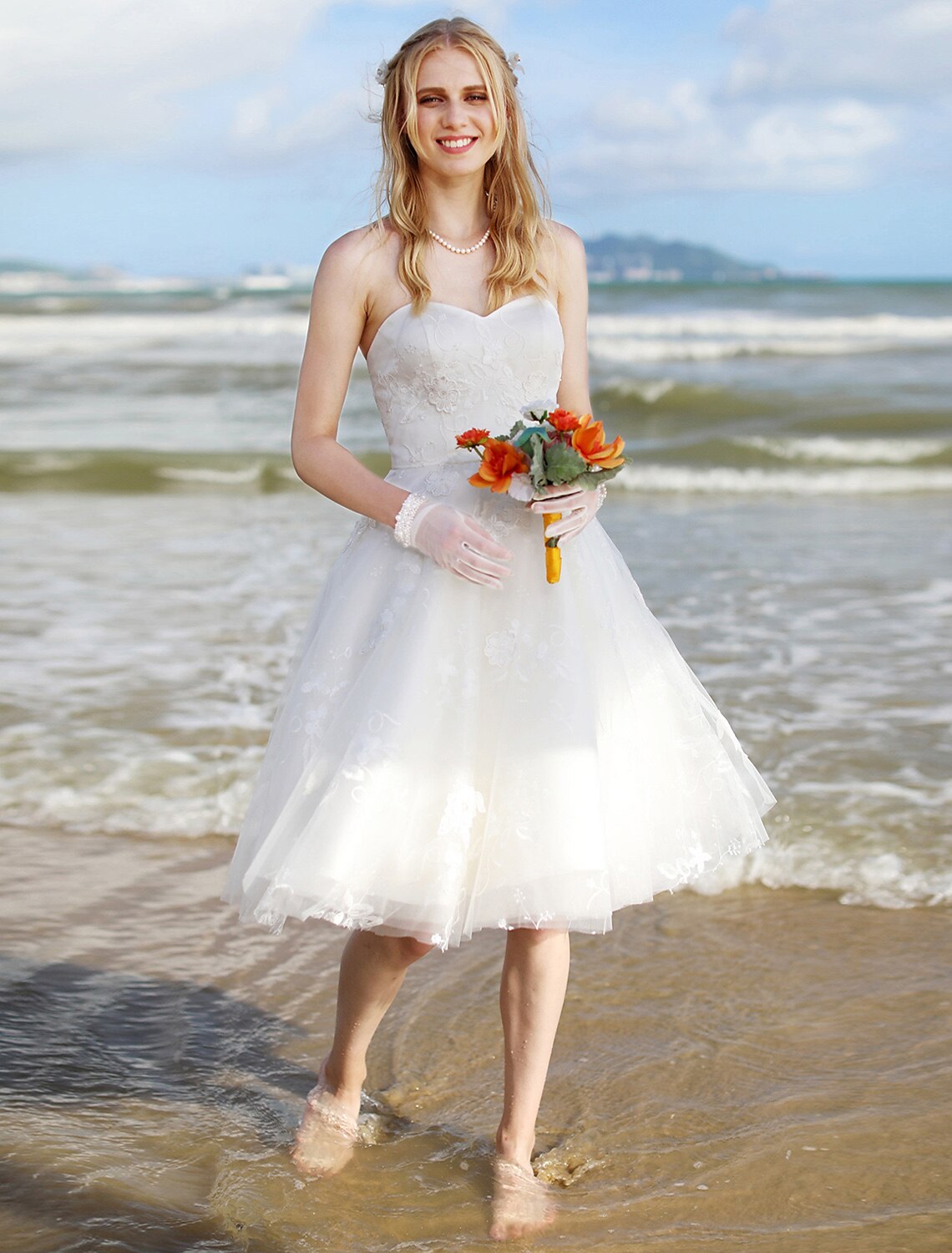 Wholesa Hall Boho Wedding Dresses A-Line Sweetheart Strapless Knee Length Lace Bridal Gowns With Lace