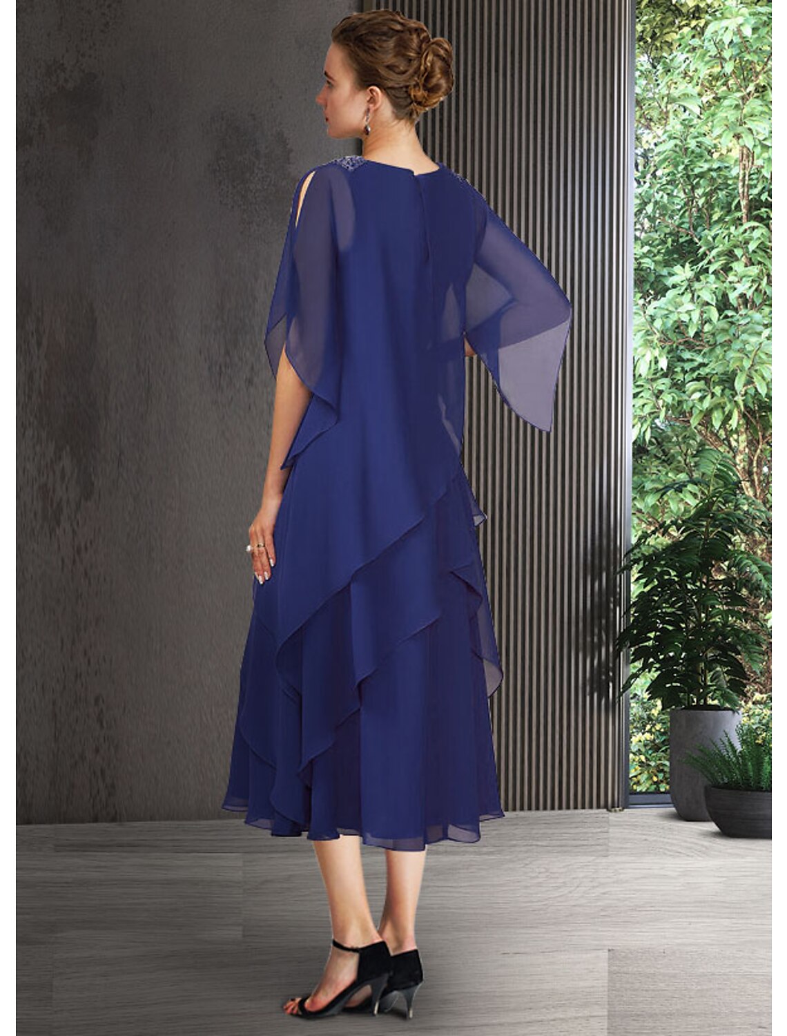 wholesale  A-Line Mother of the Bride Dress Elegant Jewel Neck Tea Length Chiffon Half Sleeve with Cascading Ruffles