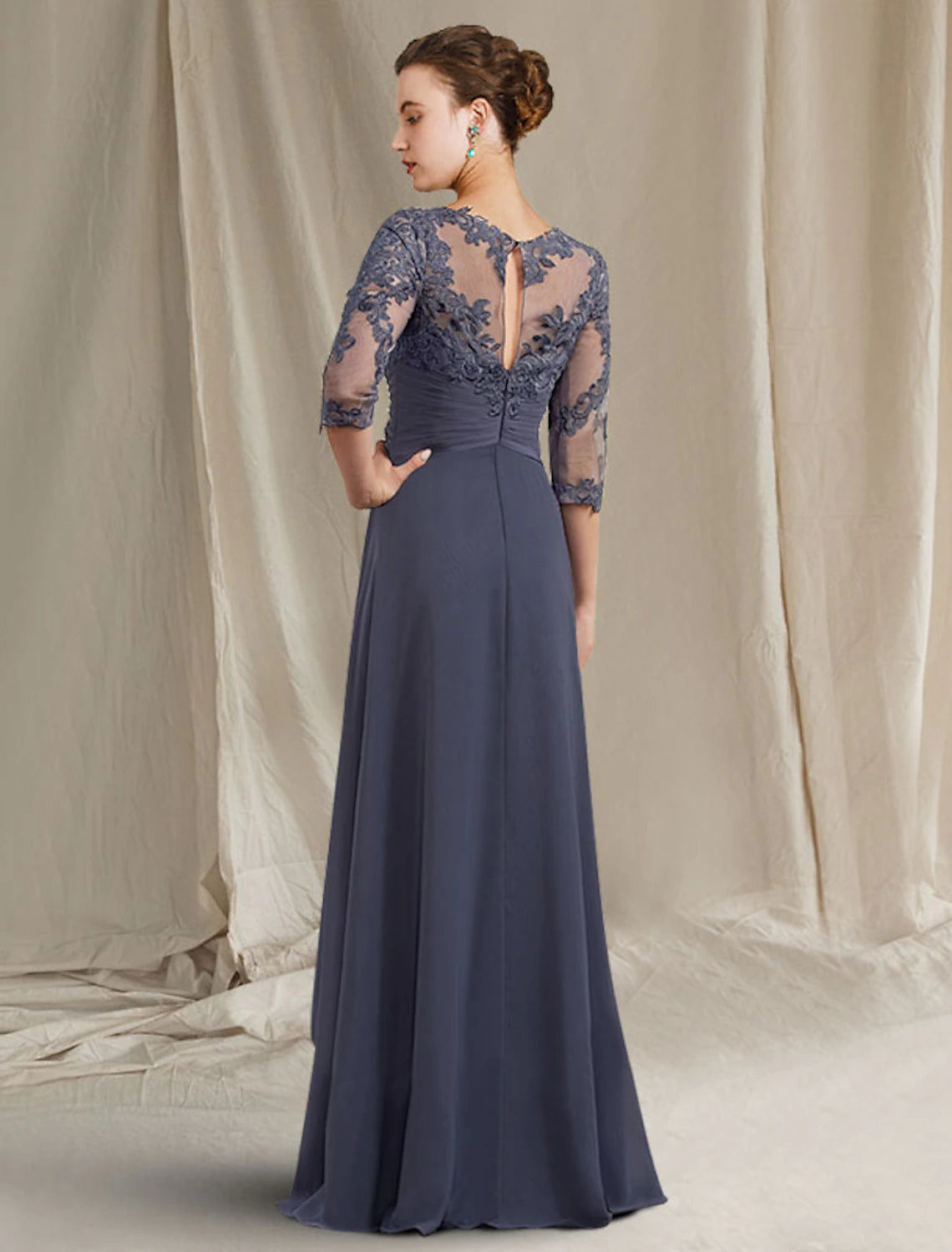 wholesale  A-Line Mother of the Bride Dress Plus Size Elegant Jewel Neck Floor Length Chiffon Lace 3/4 Length Sleeve with Pleats Ruched Appliques