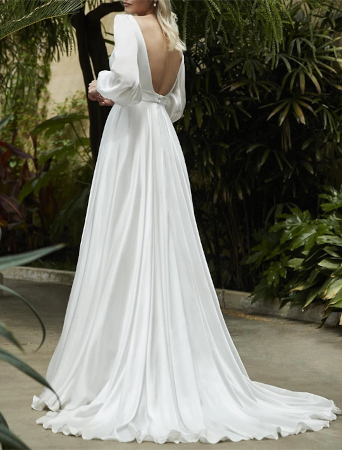 Wholesa Beach Vintage Open Back 1940s / 1950s Wedding Dresses A-Line Scoop Neck Long Sleeve Sweep / Brush Train Chiffon Bridal Gowns With Solid Color