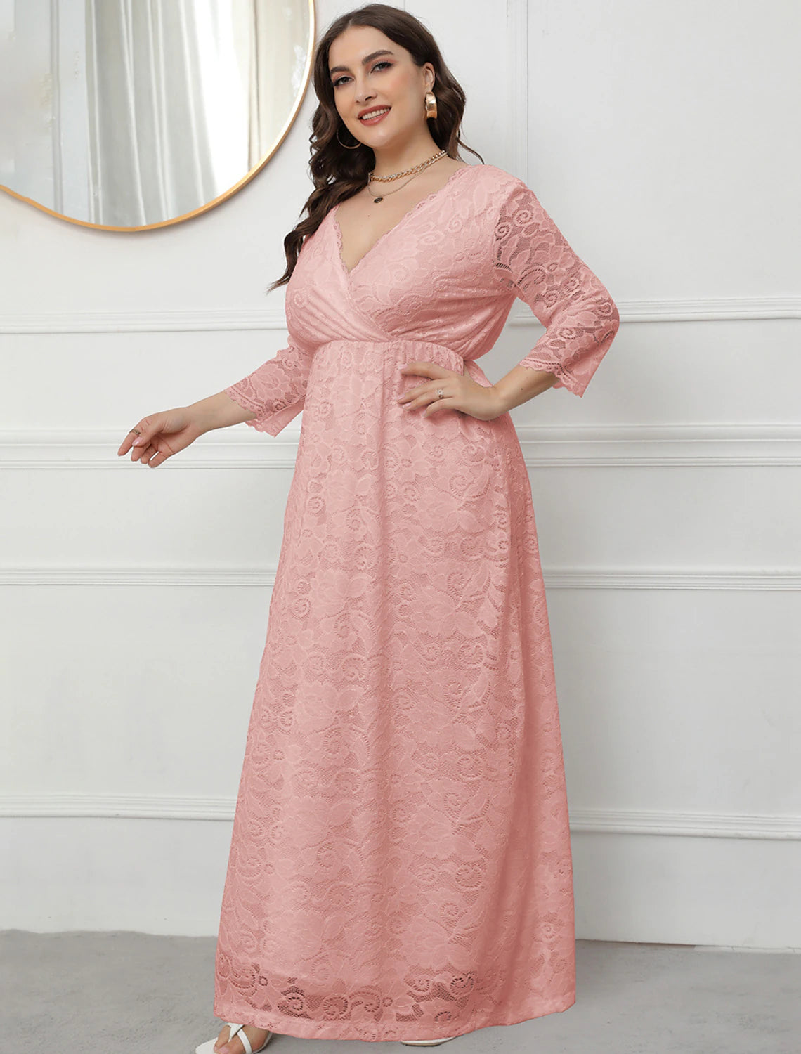 wholesale  A-Line Evening Gown Vintage Dress Party Wear Formal Evening Floor Length 3/4 Length Sleeve V Neck Lace with Sleek Lace Insert