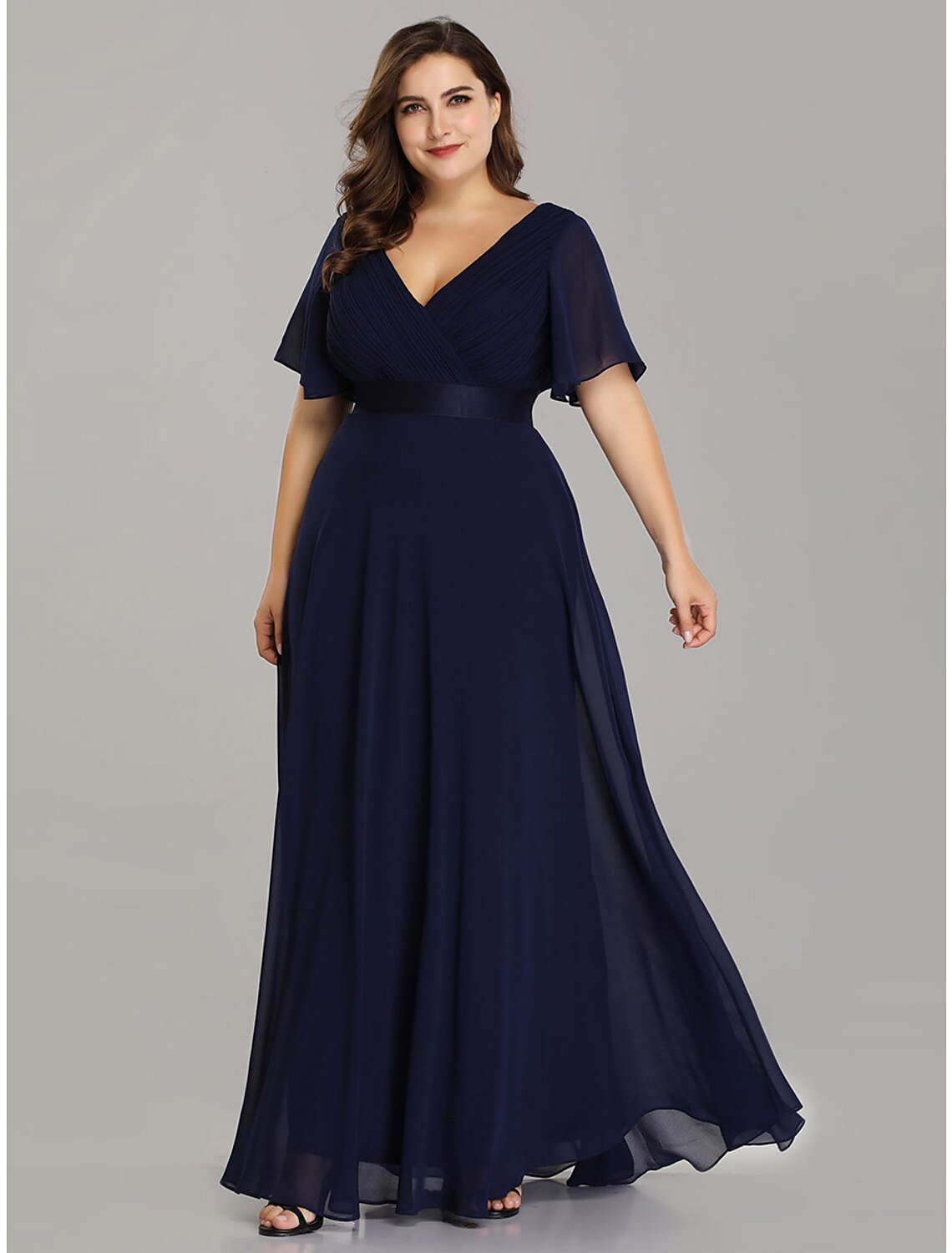 wholesale  A-Line Mother of the Bride Dress Plus Size Elegant V Neck Floor Length Chiffon Short Sleeve with Sash / Ribbon Ruching