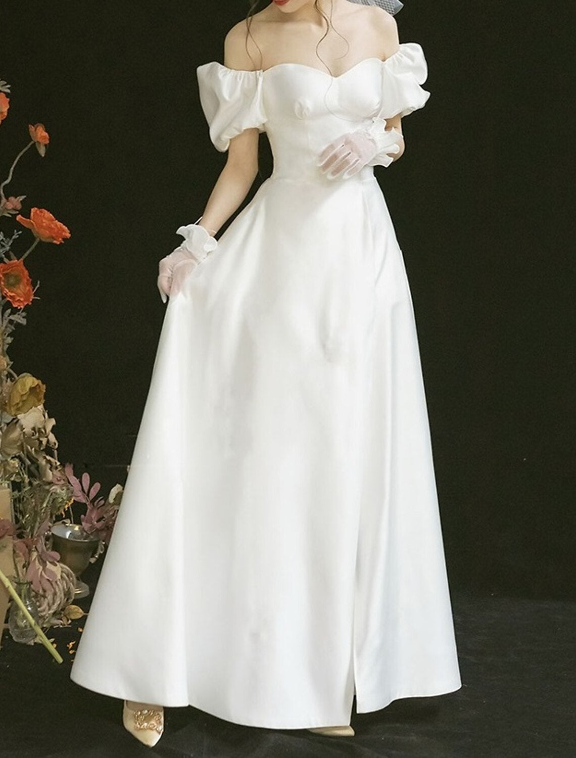 Wholesa Reception Casual Wedding Dresses A-Line Off Shoulder Short Sleeve Floor Length Satin Bridal Gowns With Split Front