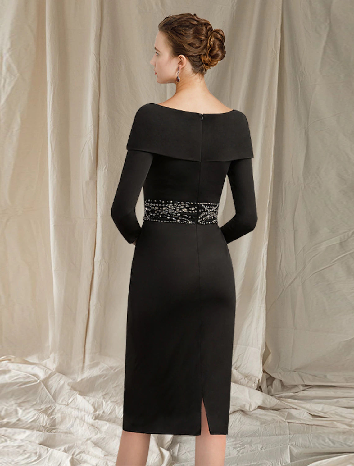 wholesale  Sheath / Column Mother of the Bride Dress Elegant Jewel Neck Knee Length Stretch Fabric 3/4 Length Sleeve with Beading