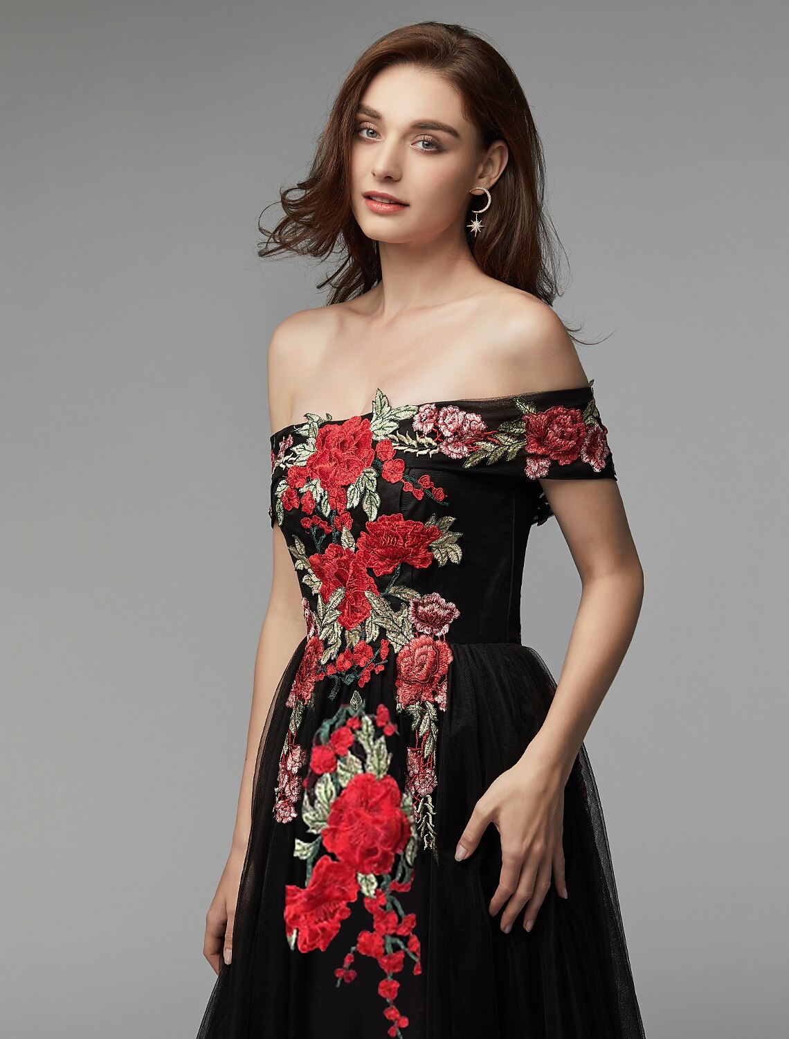 Wholesa A-Line Prom Dresses Floral Dress Wedding Guest Prom Floor Length Sleeveless Off Shoulder Lace Over Tulle with Embroidery Appliques