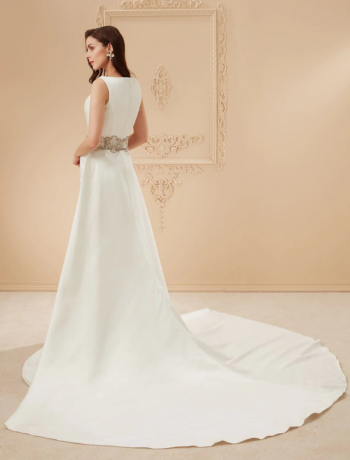 Wholesa Wedding Dresses Chapel Train Mermaid / Trumpet Sleeveless Scoop Neck Satin With Beading