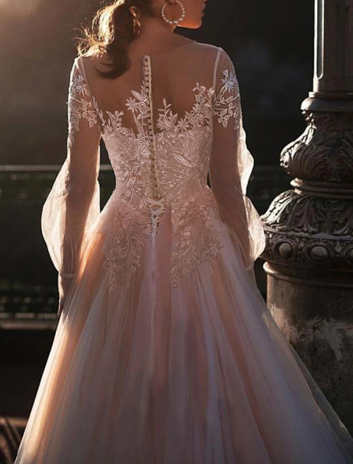 Wholesa Beach Wedding Dresses in Color Wedding Dresses A-Line Illusion Neck Long Sleeve Sweep / Brush Train Lace Bridal Gowns With Embroidery Appliques
