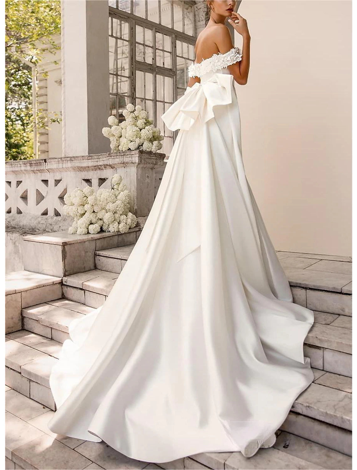 Wholesa Beach Formal Wedding Dresses Two Piece Square Neck Sleeveless Sweep / Brush Train Taffeta Bridal Gowns With Bow(s) Solid Color