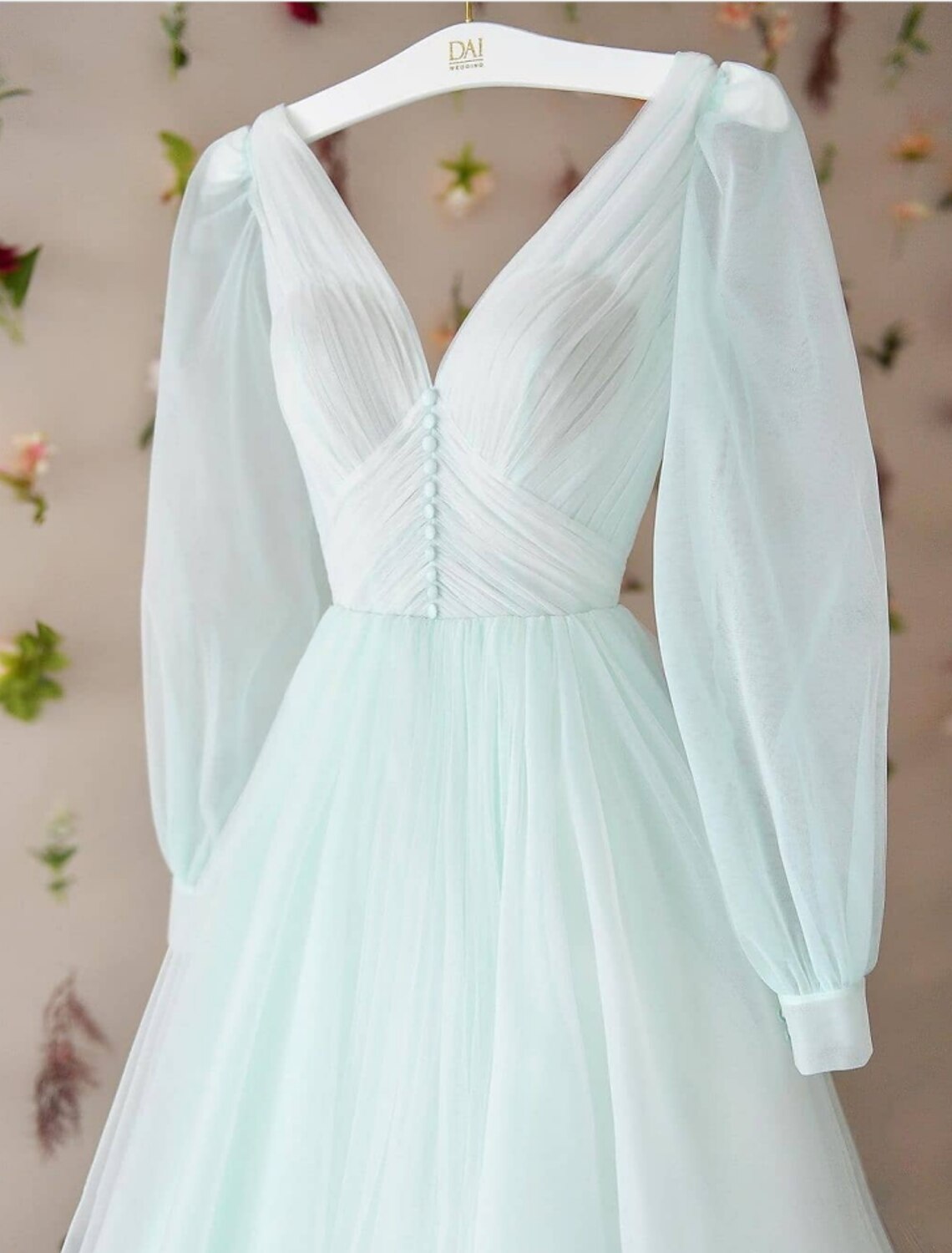 wholesale  A-Line Minimalist Elegant Party Wear Prom Dress V Neck Long Sleeve Floor Length Tulle with Pleats