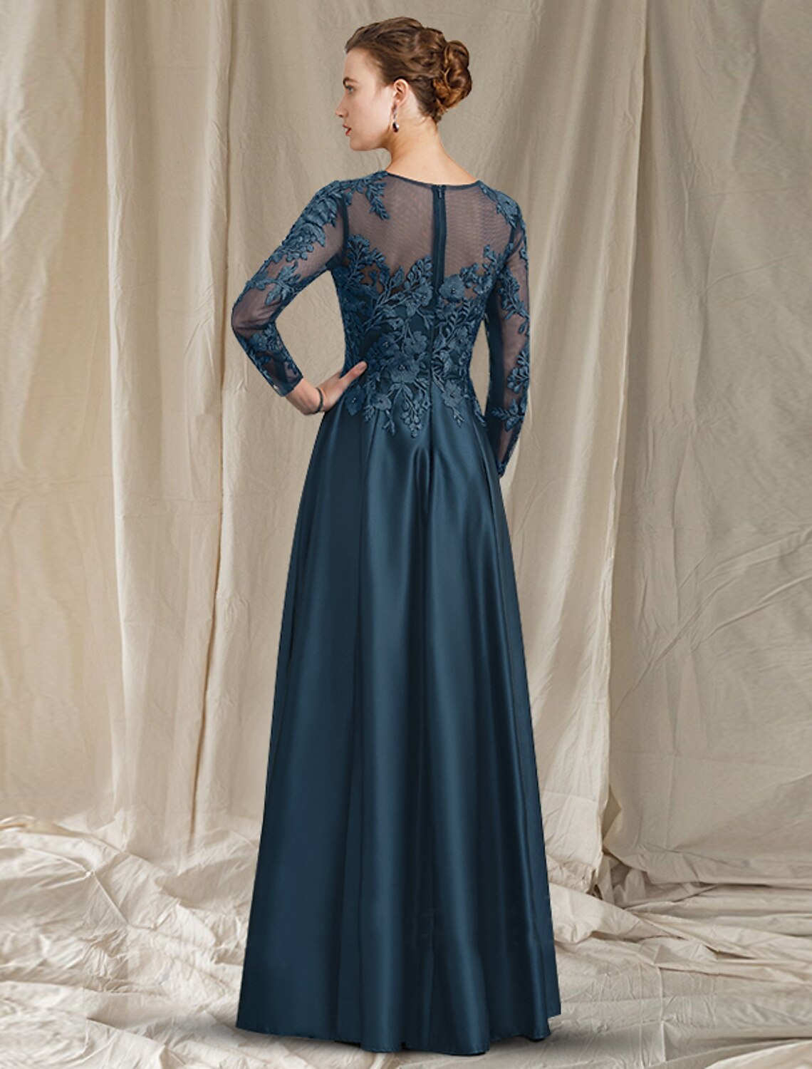 wholesale  A-Line Mother of the Bride Dress Elegant Jewel Neck Tea Length Satin Lace Half Sleeve with Pleats Appliques