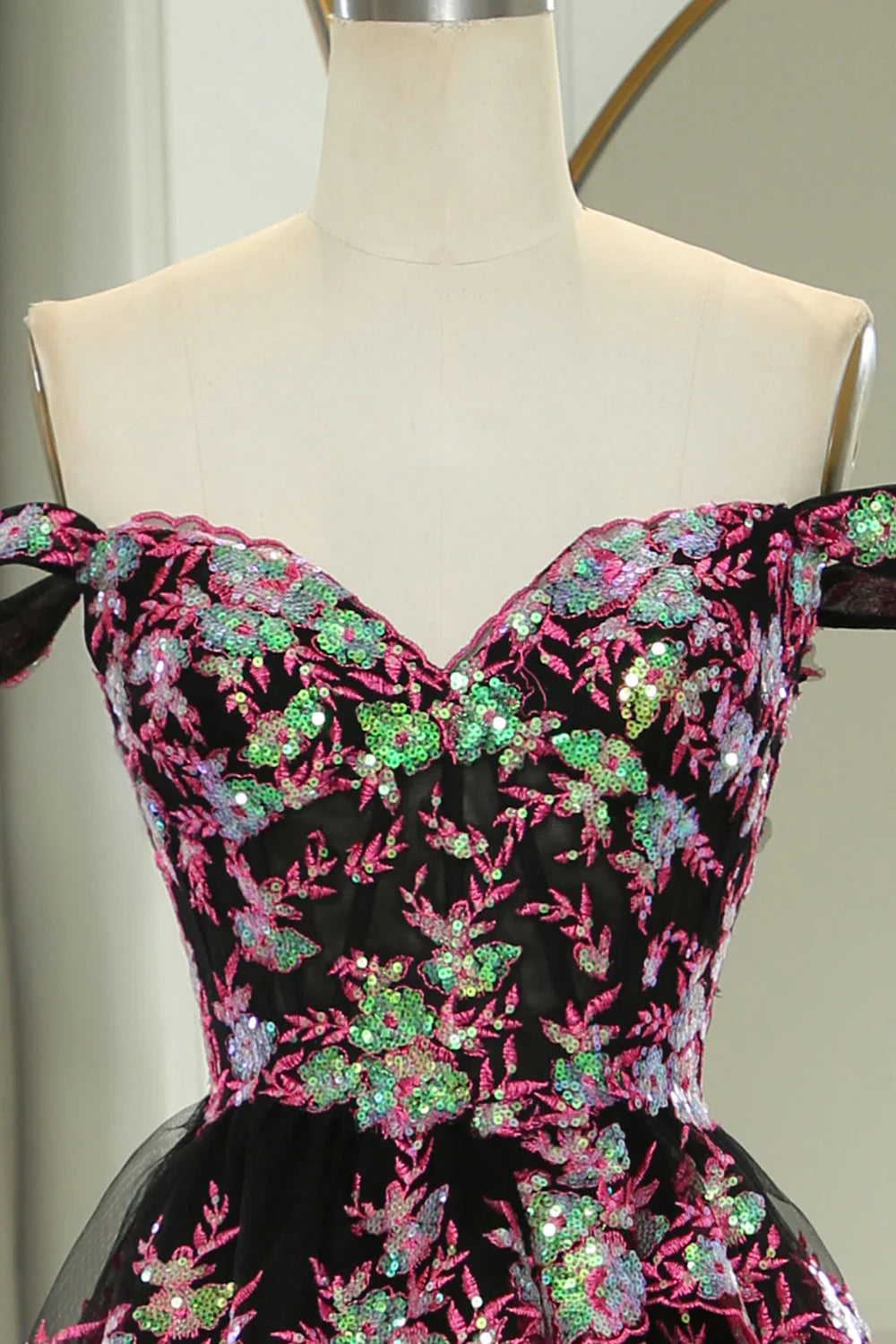 Wholesa A-Line Glitter Tiered Long Prom Dress With Lace