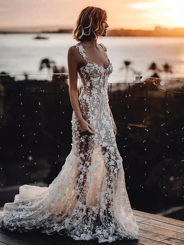 Wholesa Beach Sexy Boho Wedding Dresses Court Train Mermaid / Trumpet Sleeveless V Neck Lace With Appliques