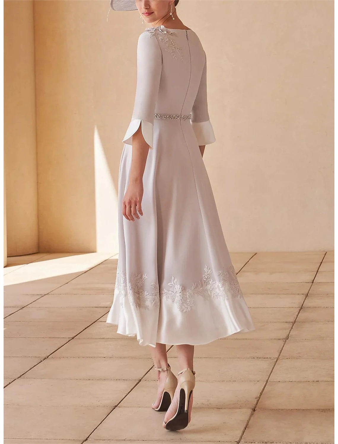 Wholesa  A-Line Mother of the Bride Dress Formal Wedding Guest Elegant V Neck Tea Length Chiffon Lace Half Sleeve with Lace Crystals Color Block