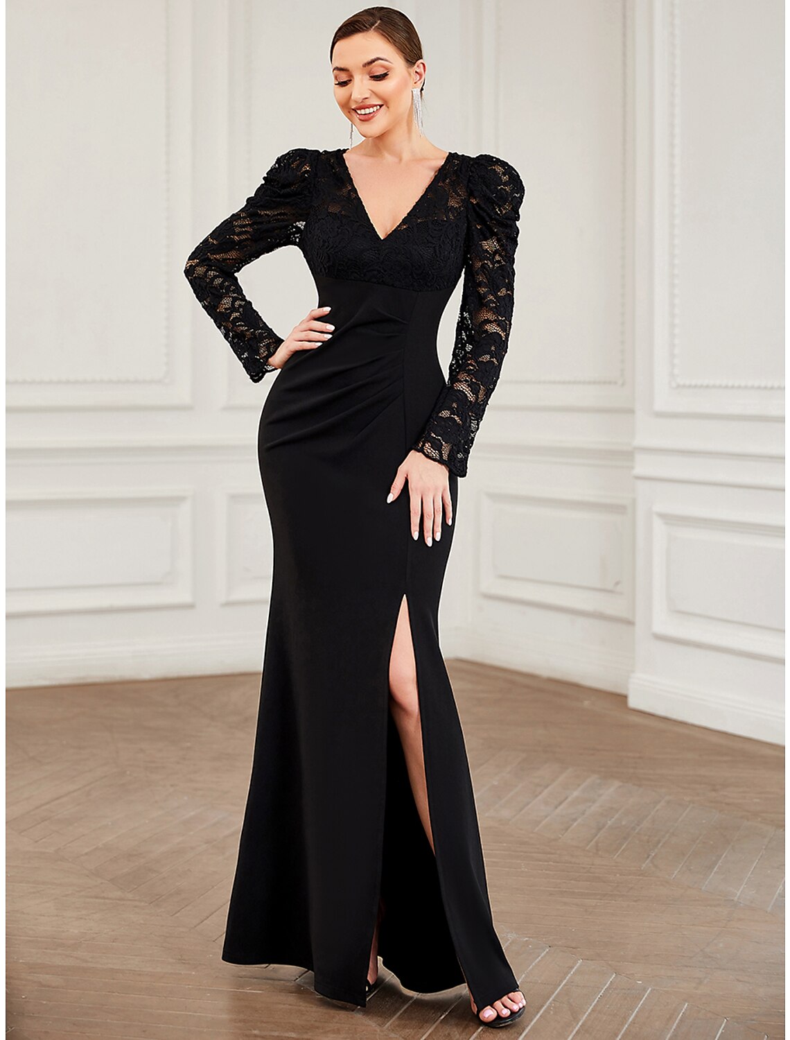 Wholesa A-Line Evening Gown Vintage Dress Formal Prom Floor Length Long Sleeve V Neck Lace with Pure Color