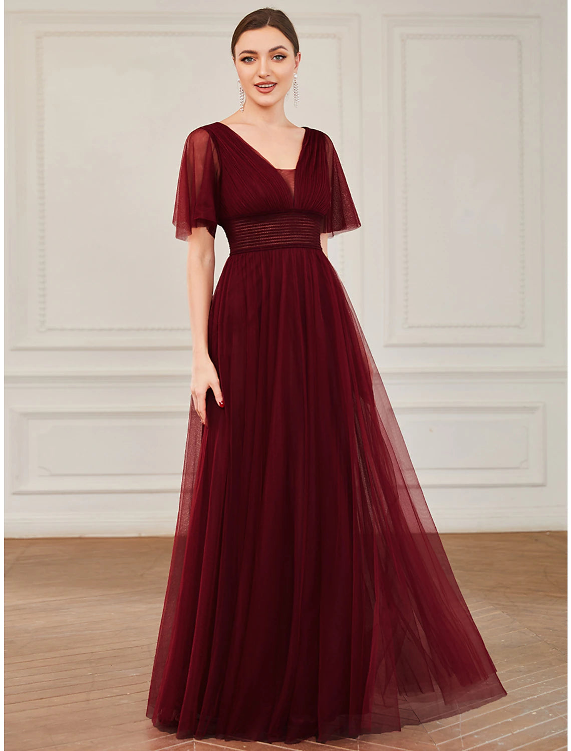 wholesale  A-Line Bridesmaid Dress V Neck Short Sleeve Plus Size Floor Length Tulle with Ruffles / Draping / Tier
