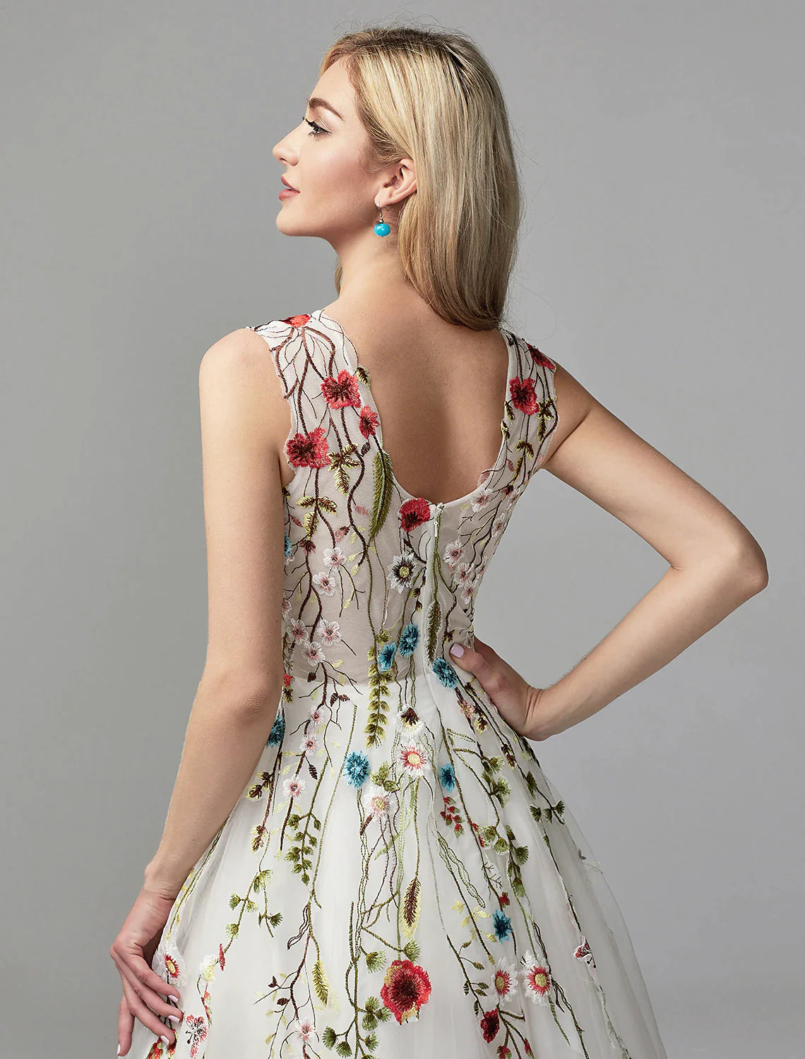 Wholesa A-Line Special Occasion Dresses Floral Dress Valentine's Day Wedding Guest Floor Length Sleeveless V Neck Lace with Embroidery Appliques