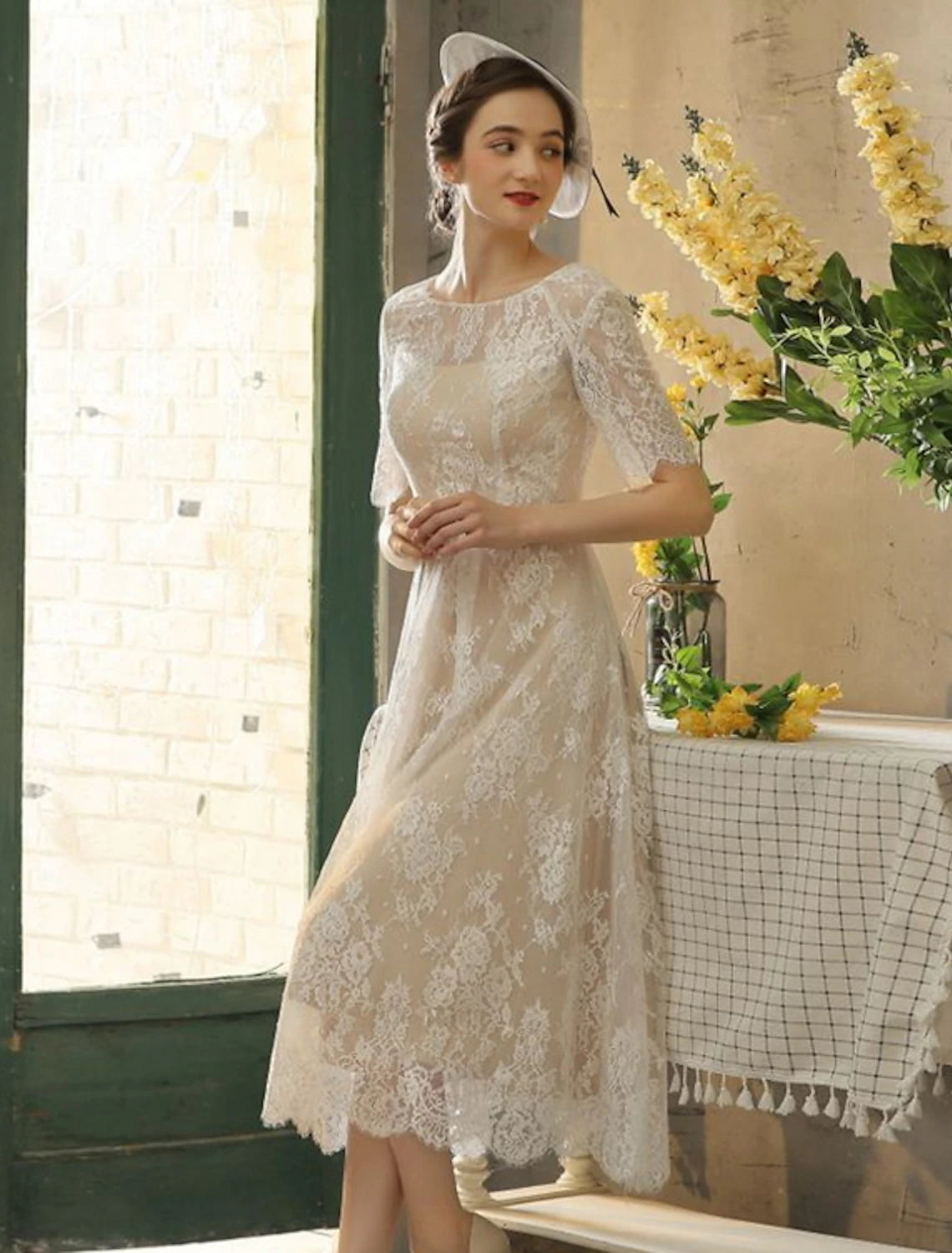wholesale  Reception Fall Wedding Dresses Little White Dresses in Color A-Line Illusion Neck Half Sleeve Tea Length Lace Bridal Gowns With Sash / Ribbon Appliques Summer Party