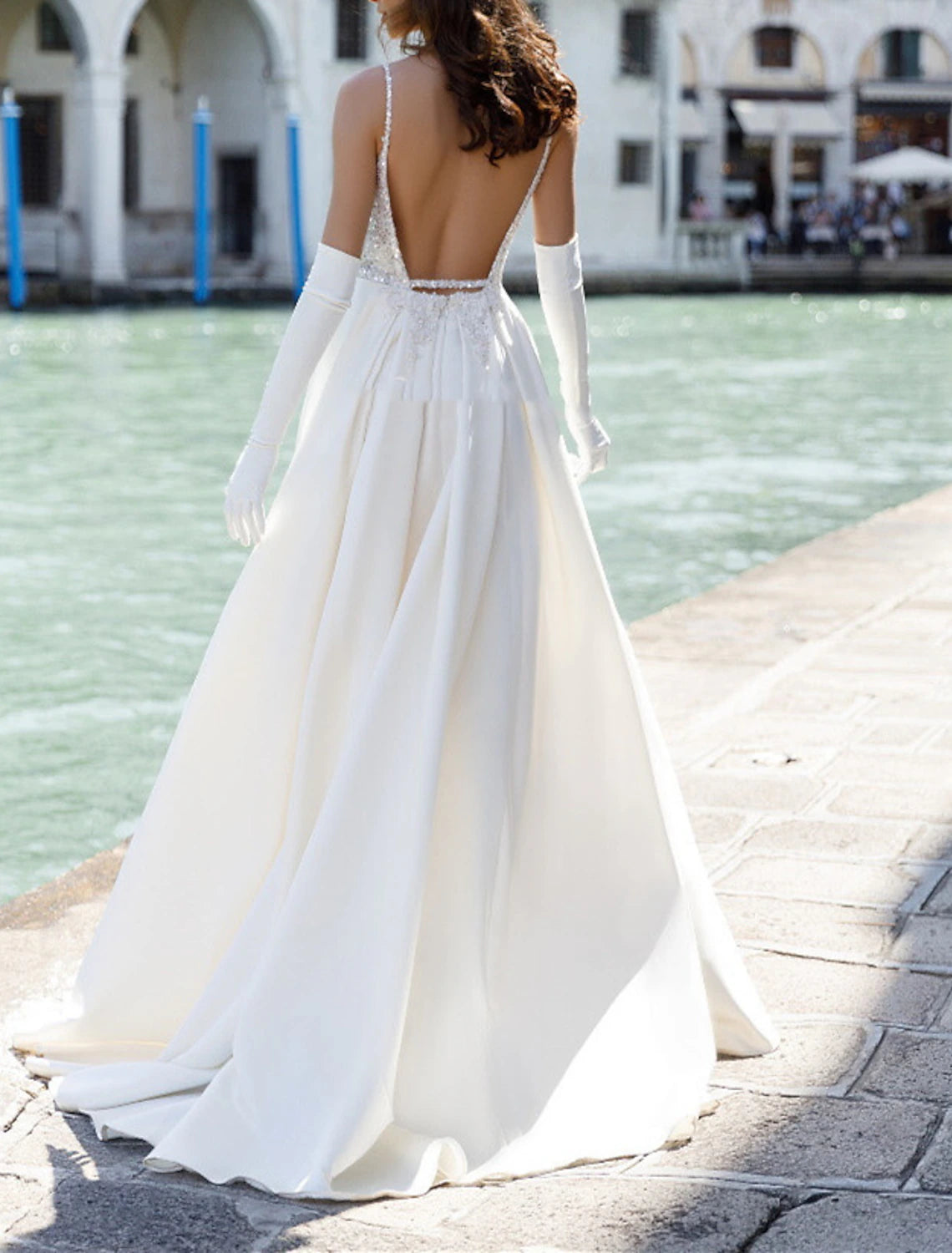 Wholesa Beach Open Back Boho Wedding Dresses A-Line Sweetheart Camisole Spaghetti Strap Sweep / Brush Train Satin Bridal Gowns With Split Front Solid Color