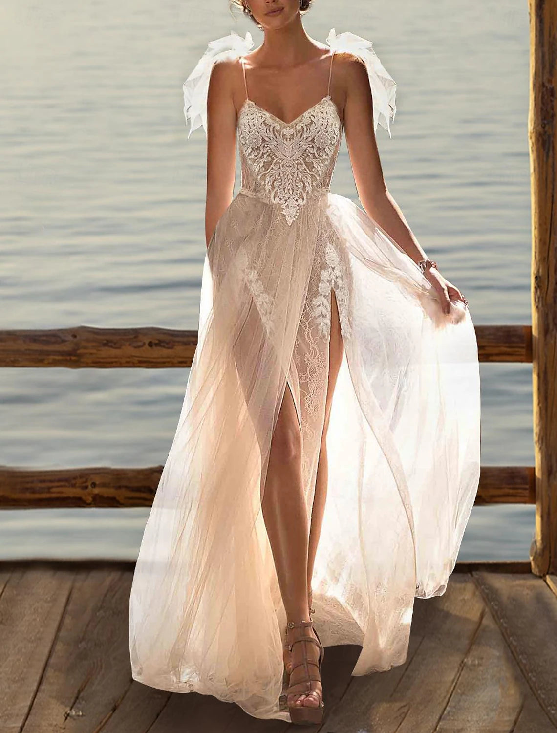 Wholesa Beach Boho Wedding Dresses A-Line Camisole V Neck Sleeveless Sweep / Brush Train Lace Bridal Gowns With Bow(s) Beading