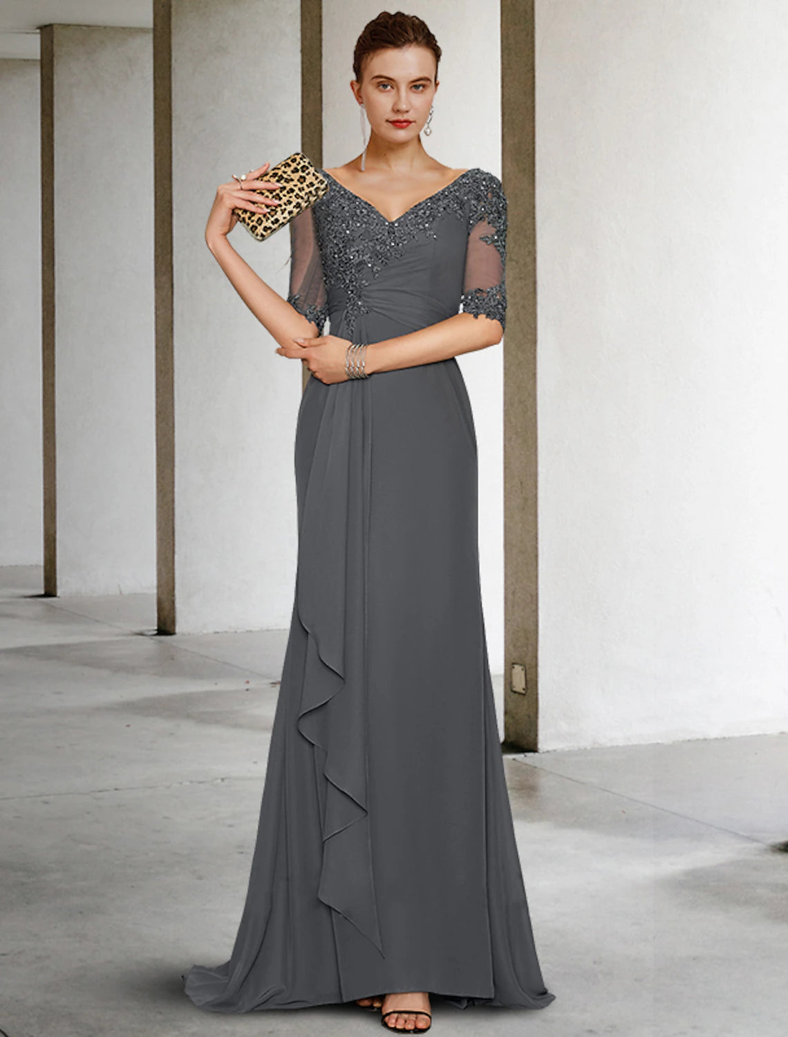 wholesale   Mermaid / Trumpet Mother of the Bride Dress Vintage Elegant V Neck Sweep / Brush Train Chiffon Tulle Half Sleeve with Appliques Side-Draped