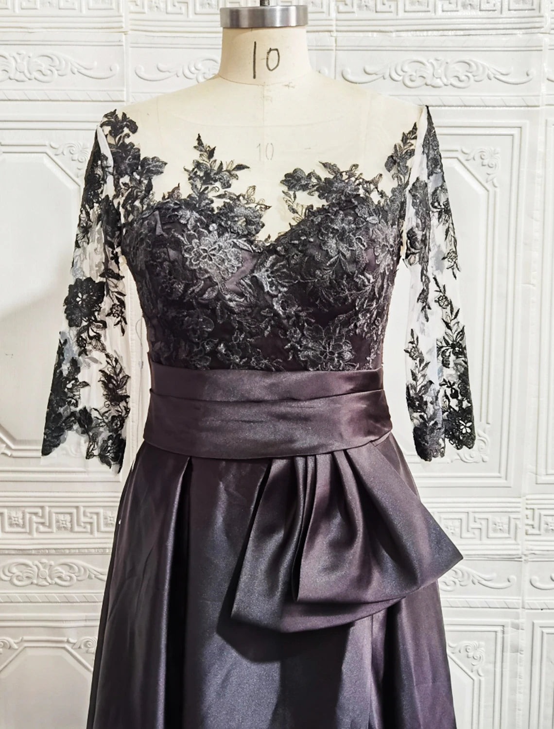 wholesale  A-Line Evening Gown High Split Dress Formal Fall Sweep / Brush Train Half Sleeve Illusion Neck Satin with Slit Embroidery