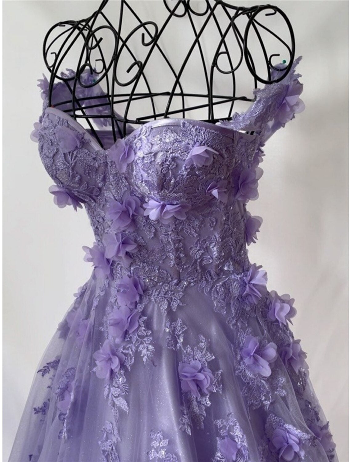 Wholesa  A-Line Prom Dresses Elegant Dress Formal Sweep / Brush Train Sleeveless Sweetheart Tulle with Pleats Sequin Appliques