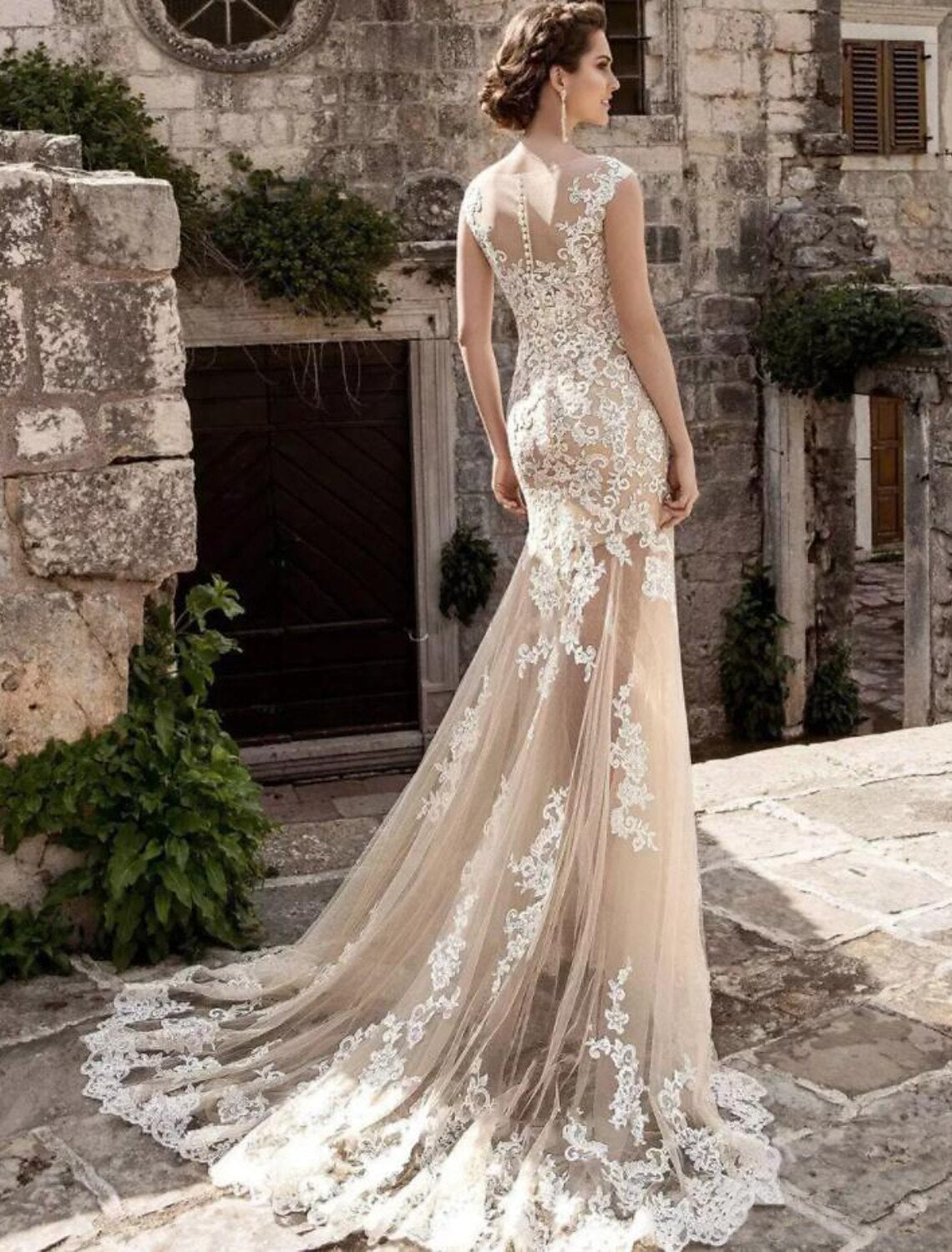 wholesale  Engagement Formal Wedding Dresses Mermaid / Trumpet Illusion Neck Cap Sleeve Court Train Lace Bridal Gowns With Appliques