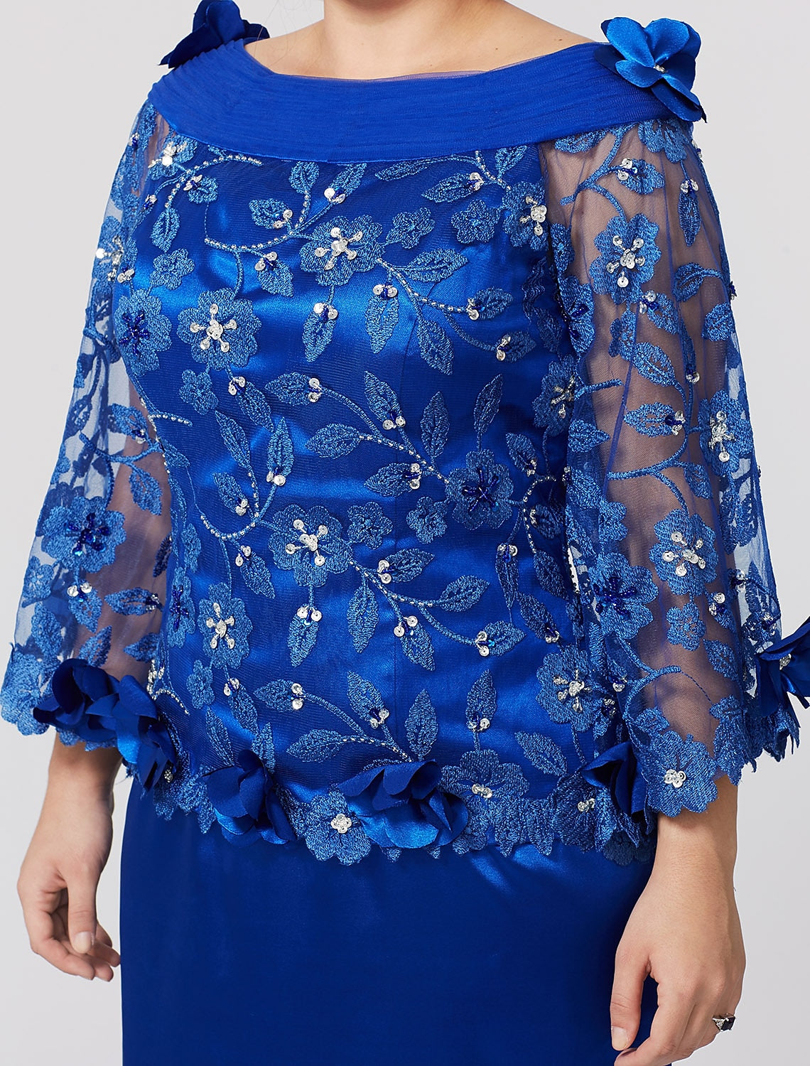 wholesale  Mermaid / Trumpet Mother of the Bride Dress Formal Plus Size Elegant Bateau Neck Sweep / Brush Train Lace Over Charmeuse Long Sleeve No with Pleats Ruffles