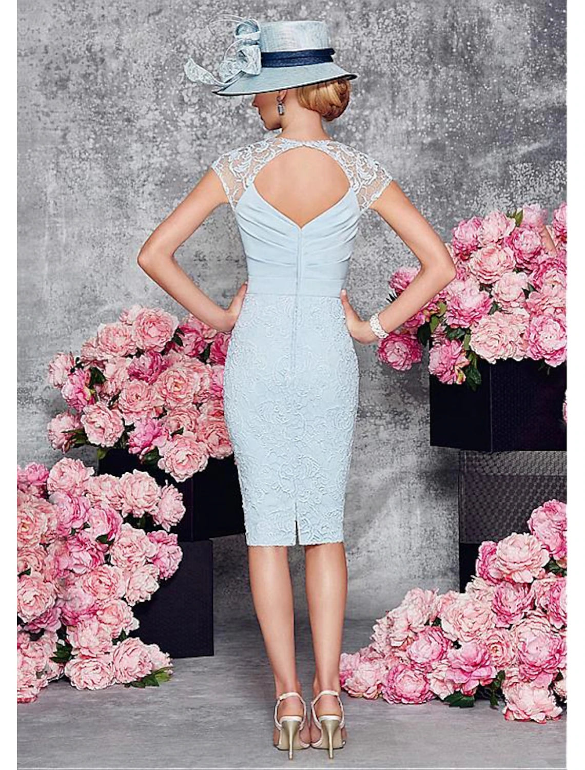 wholesale  Two Piece Sheath / Column Mother of the Bride Dress Wedding Guest Church Plunging Neck Knee Length Satin Lace Half Sleeve Short Jacket Dresses with Lace Split Front Crystal Brooch