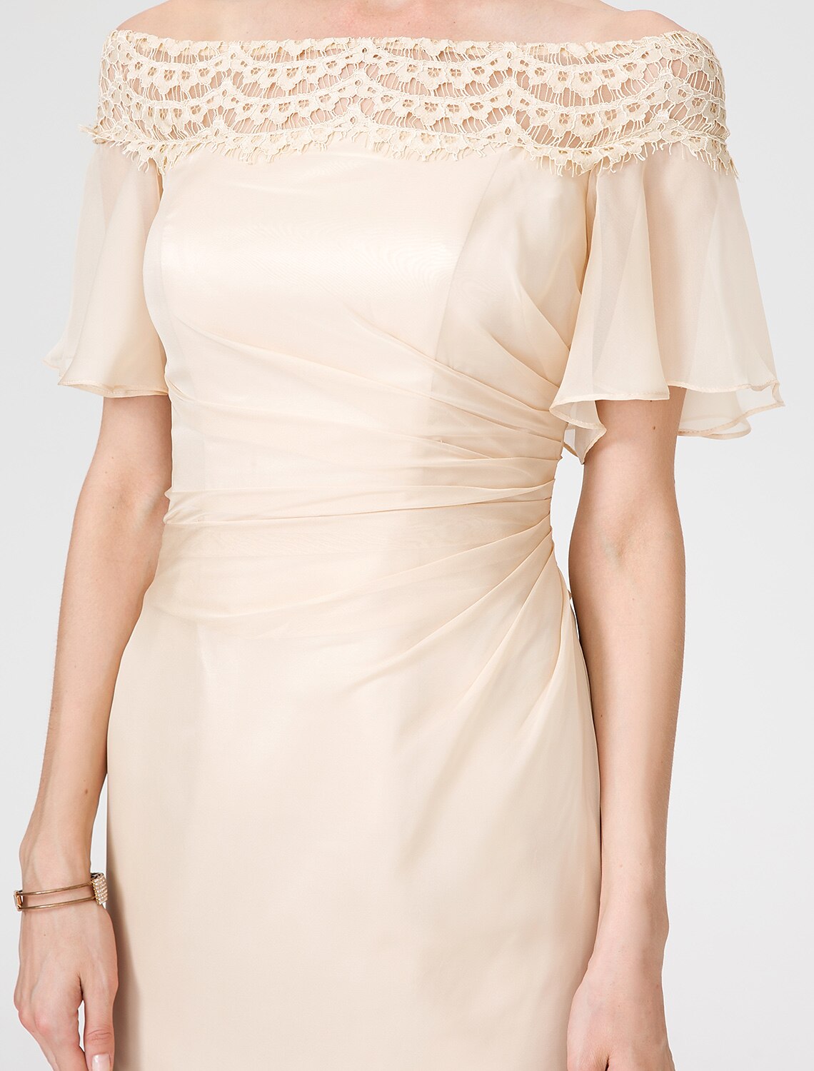 wholesale  Sheath / Column Mother of the Bride Dress Elegant Off Shoulder Sweep / Brush Train Chiffon Lace Short Sleeve with Pleats