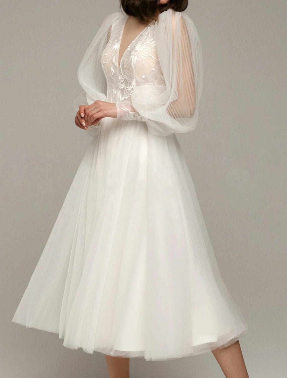 wholesale  Hall Vintage 1940s / 1950s Little White Dresses Wedding Dresses A-Line V Neck Long Sleeve Tea Length Satin Bridal Gowns With Appliques Solid