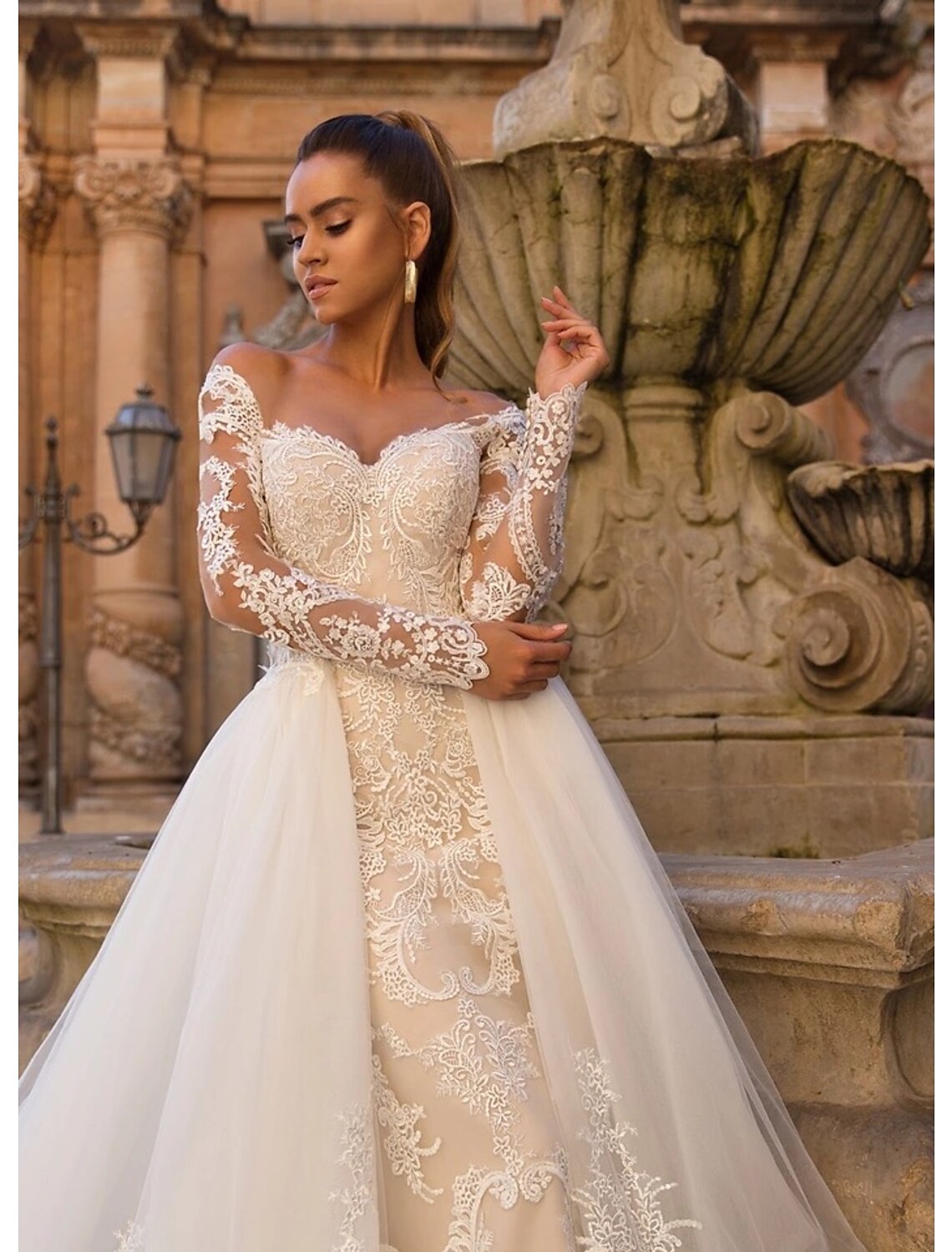 wholesale  Engagement Formal Wedding Dresses Two Piece Sweetheart Long Sleeve Court Train Lace Bridal Gowns With Appliques