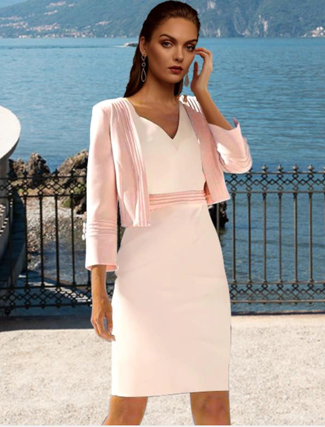 wholesale  Two Piece Sheath / Column Mother of the Bride Dress Elegant V Neck Knee Length Stretch Chiffon Short Sleeve Short Jacket Dresses with Pleats Color Block