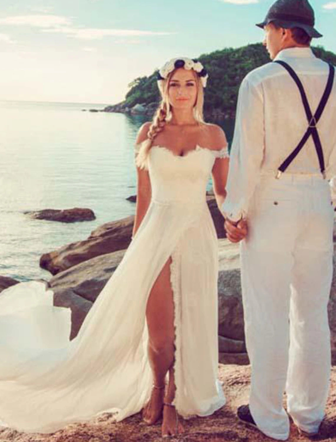 wholesale  Beach Sexy Boho Wedding Dresses A-Line Off Shoulder Cap Sleeve Court Train Chiffon Bridal Gowns With Split Front Solid Color