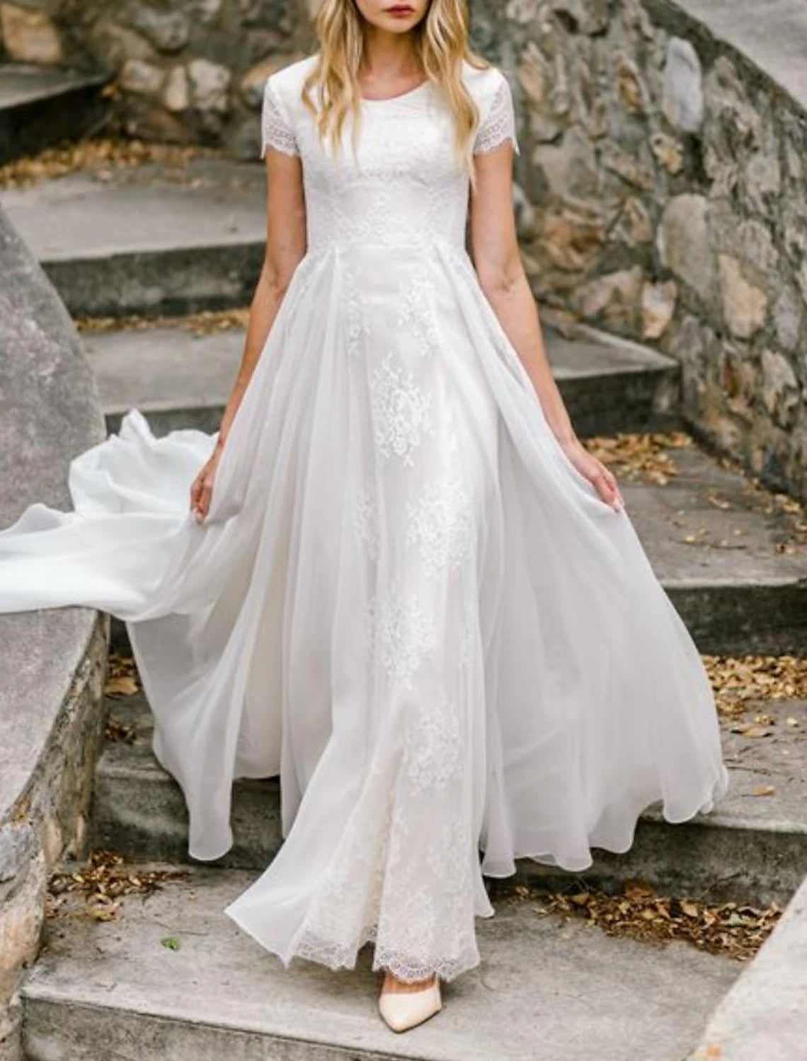 Wholesa Beach Wedding Dresses Sheath / Column Scoop Neck Short Sleeve Floor Length Chiffon Bridal Gowns With Pleats