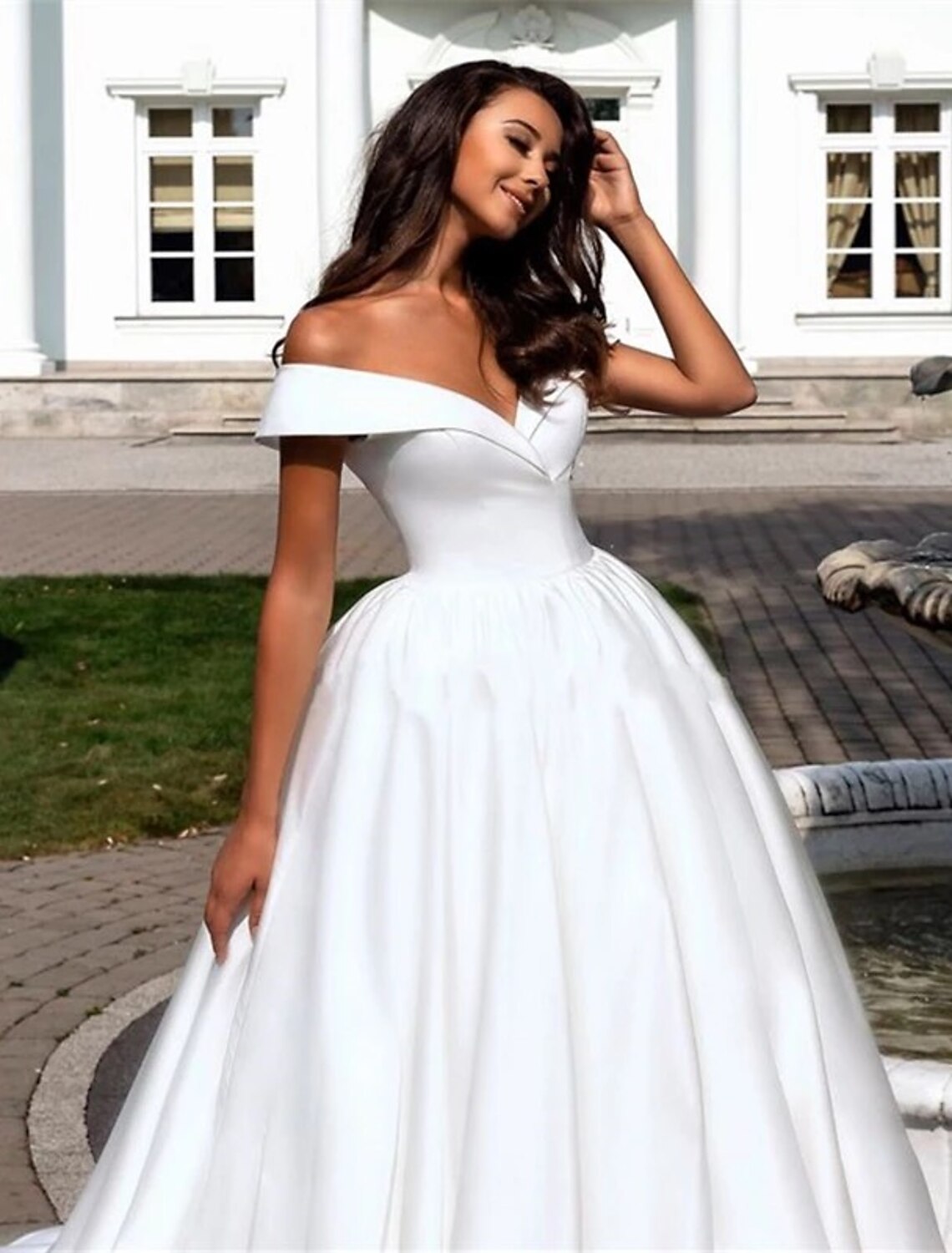 wholesale  Formal Wedding Dresses Ball Gown Off Shoulder Cap Sleeve Chapel Train Satin Bridal Gowns With Pleats