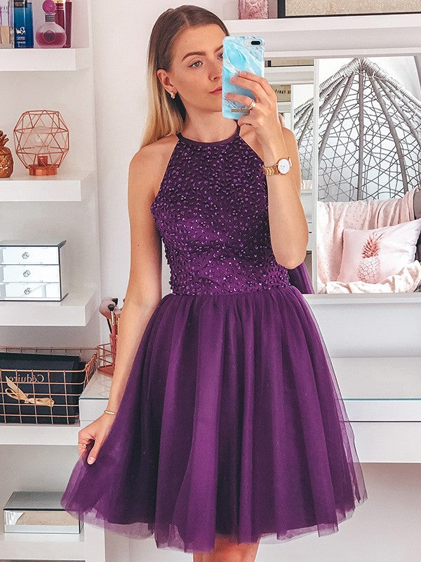 Wholesa  A-Line/Princess Sleeveless Beading Tulle Halter Short/Mini Homecoming Dresses