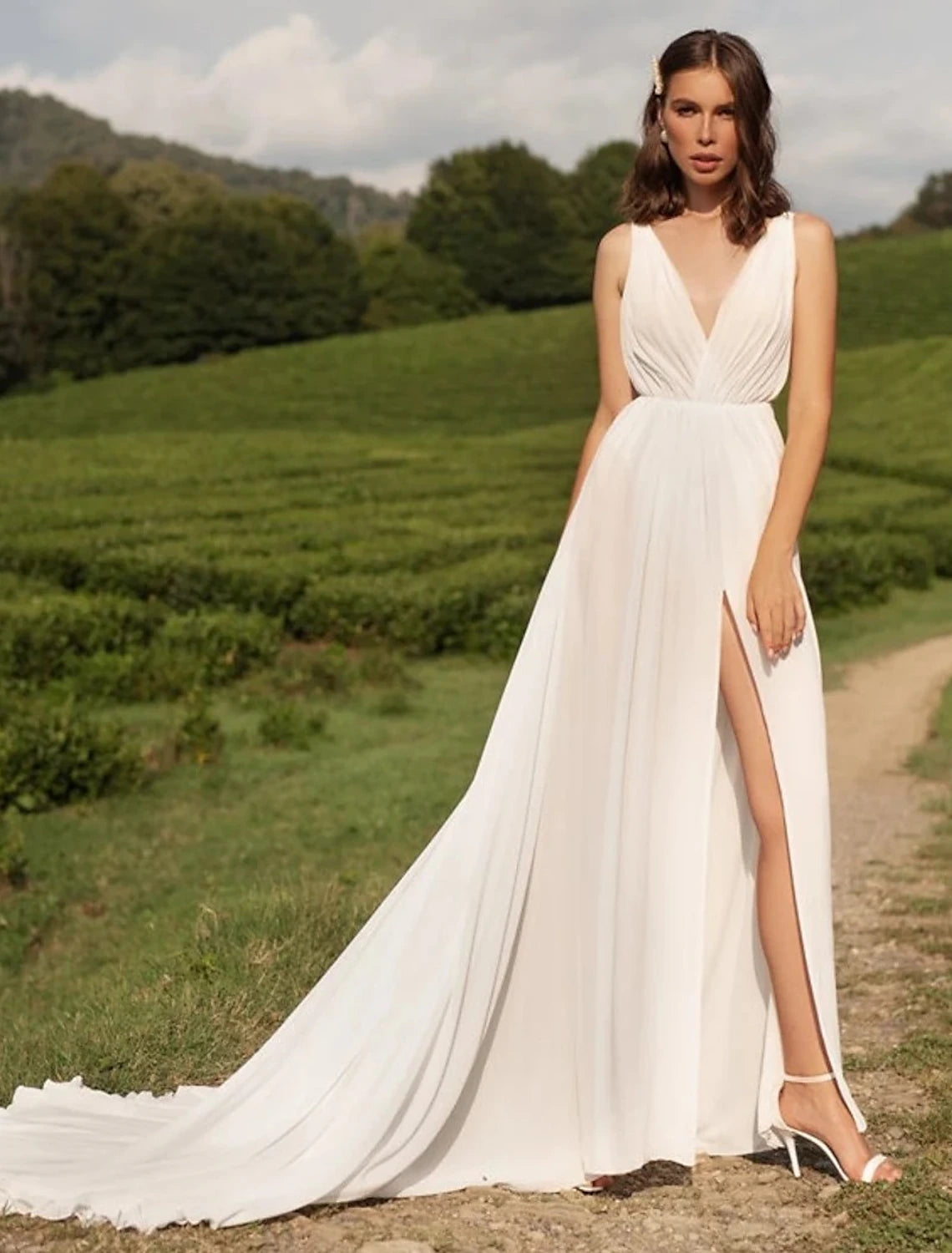 wholesale Reception Sexy Casual Wedding Dresses A-Line V Neck Sleeveless Court Train Chiffon Bridal Gowns With Split Front Solid Color