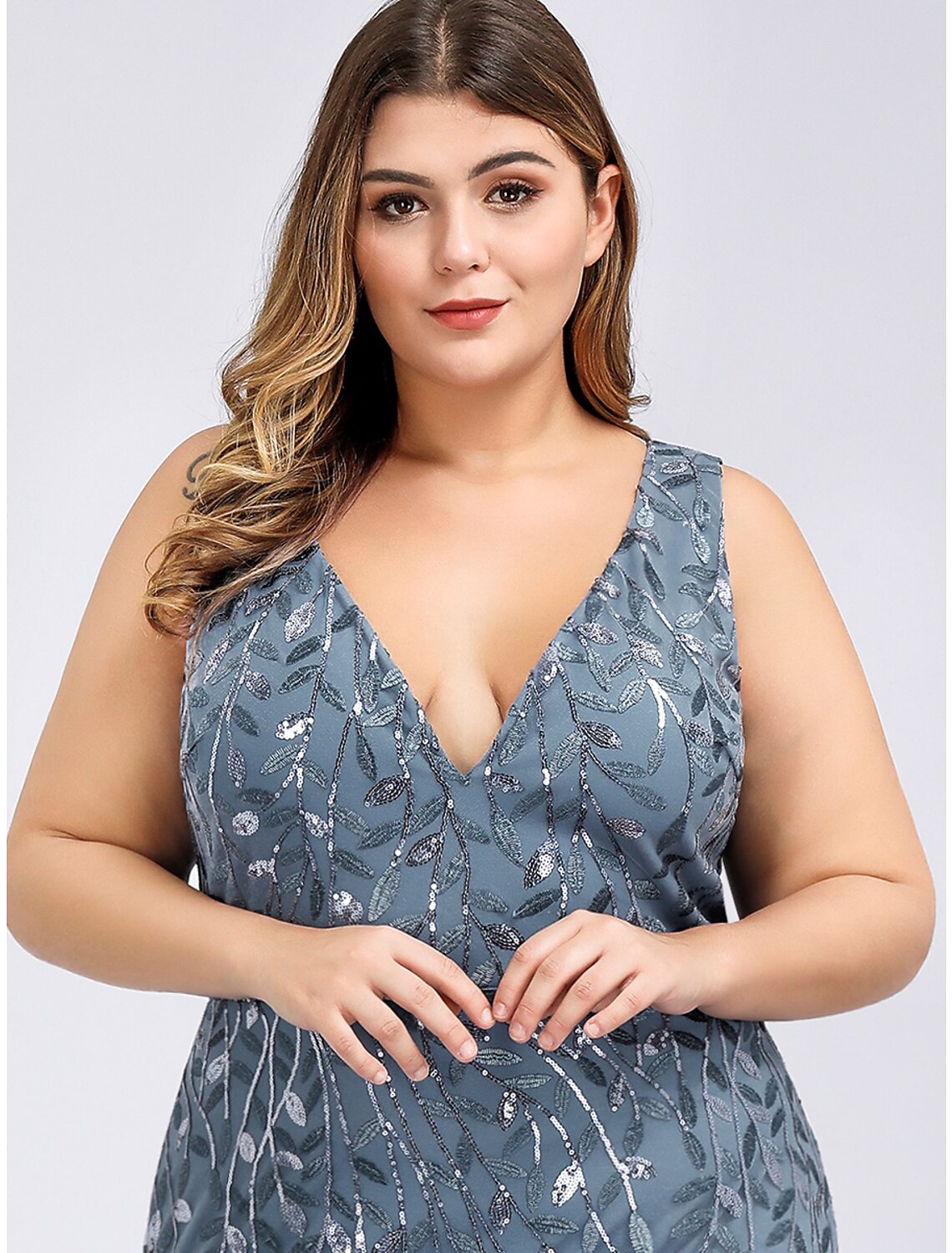 Wholesa Mermaid / Trumpet Evening Gown Plus Size Dress Wedding Guest Engagement Floor Length Sleeveless V Neck Lace V Back with Appliques