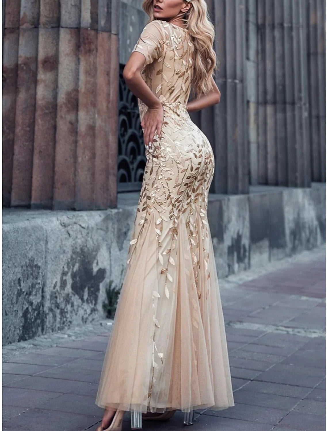 Wholesa Mermaid / Trumpet Mother of the Bride Dress Wedding Guest Elegant Sparkle & Shine Jewel Neck Floor Length Sequined Short Sleeve with Pleats Sequin