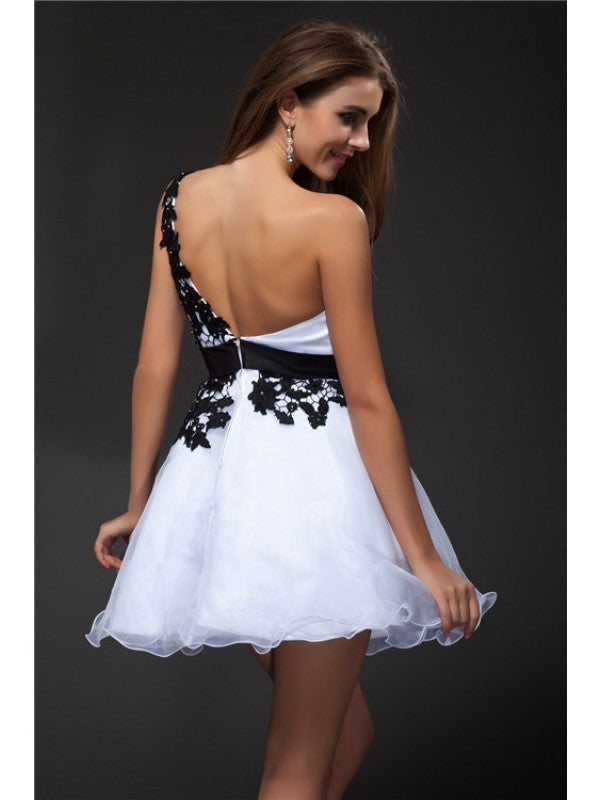Wholesa  Empire Strapless Applique Sleeveless Short Organza Cocktail Dresses