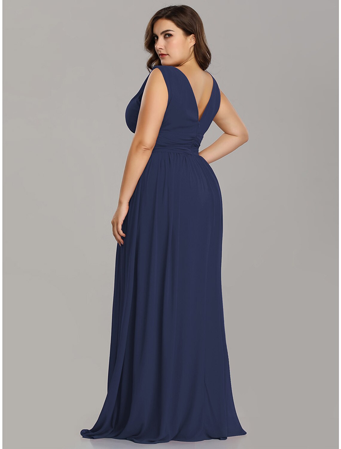 Wholesa A-Line Plus Size Wedding Guest Formal Evening Dress V Neck V Back Sleeveless Floor Length Chiffon with Pleats